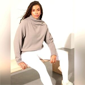 Athleta Cozy Karma Medium Tall